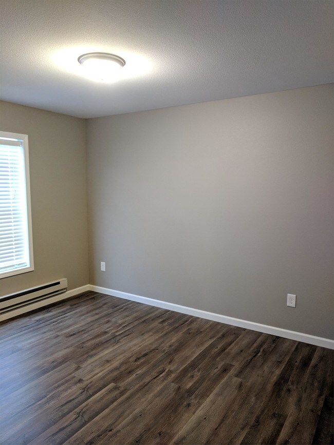 301 7th Ave Unit 307, Pelican Rapids, MN 56572 Room for Rent in Pelican Rapids, MN