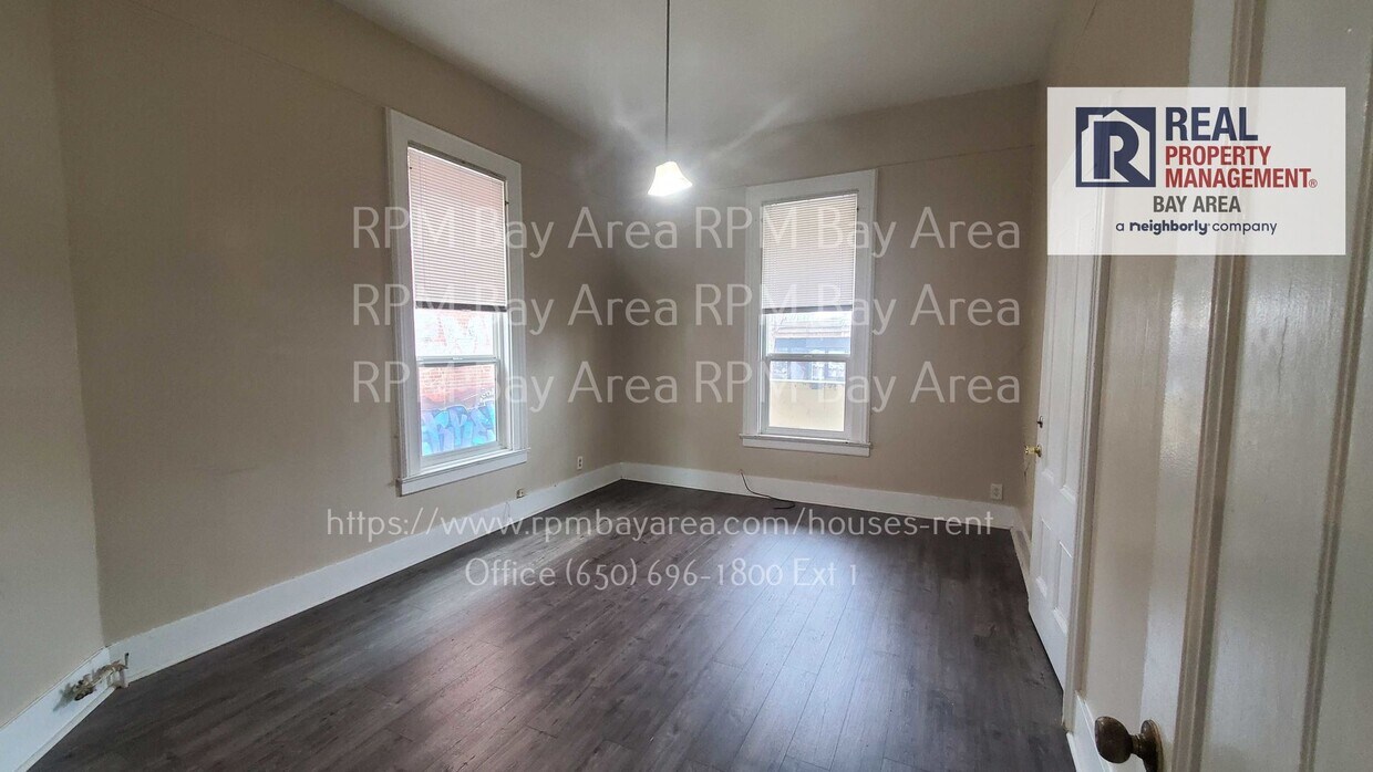 Primary Photo - 2437-2441 Dwight Way