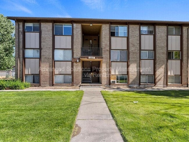 Photo - 1351 N Redwood Rd Apartment