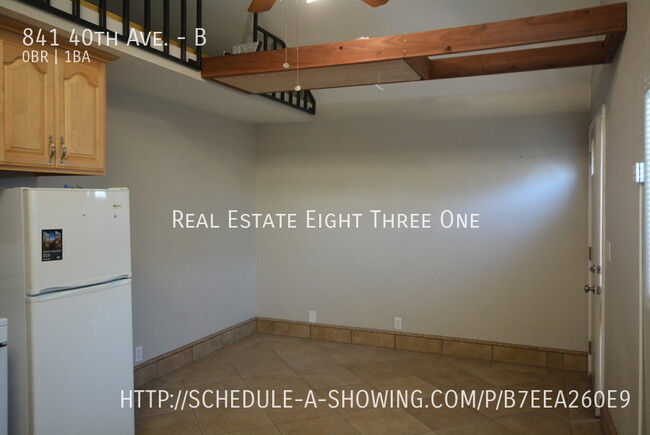 Building Photo - Pleasure Point Studio