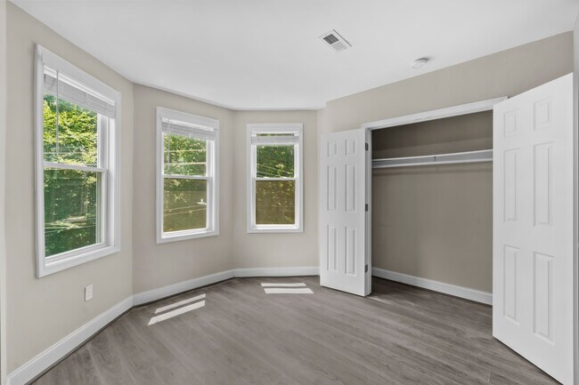 Foto del edificio - 2268 Druid Park Dr