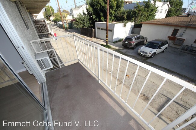 Building Photo - 1140 Venice Blvd