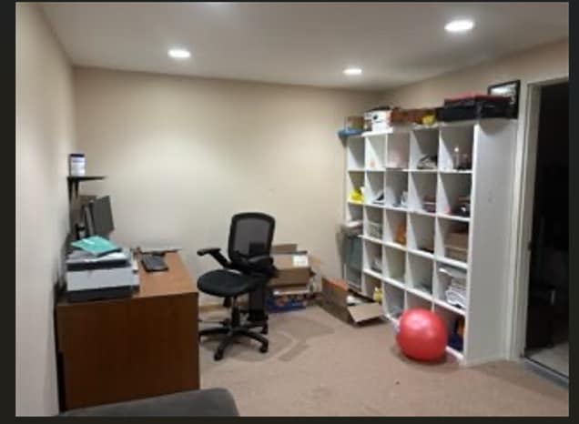 Building Photo - 11 Windsong Cir