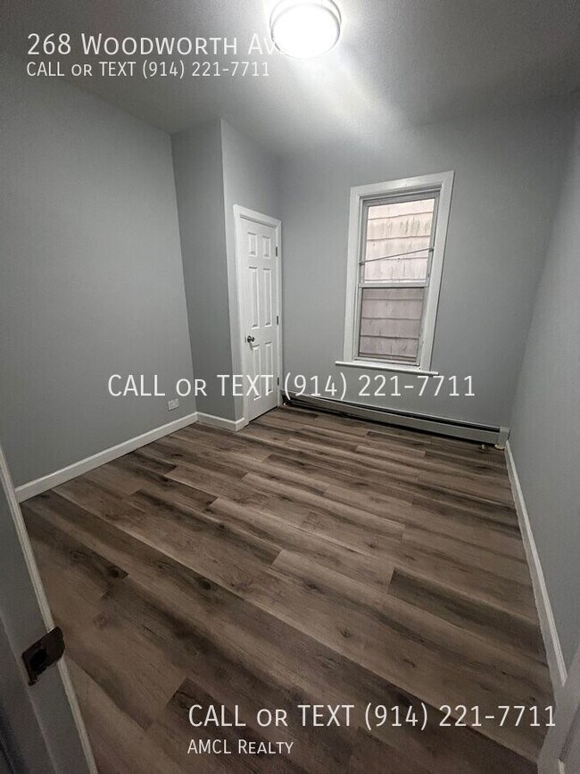 Foto del edificio - 268 Woodworth Ave