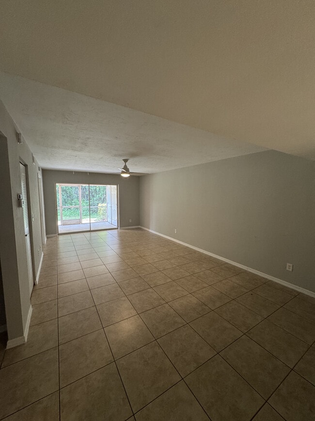 Building Photo - 28261 Pine Haven Way