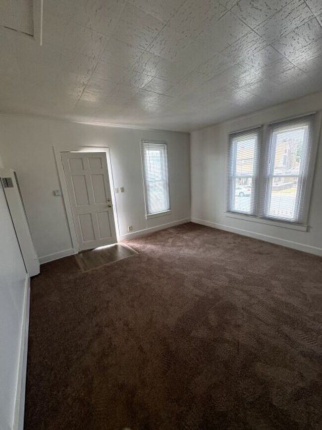 Foto del edificio - Studio Located Downtown Ventura, Close to the Beach!