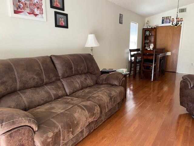 Foto del edificio - 1626 Springwood Dr