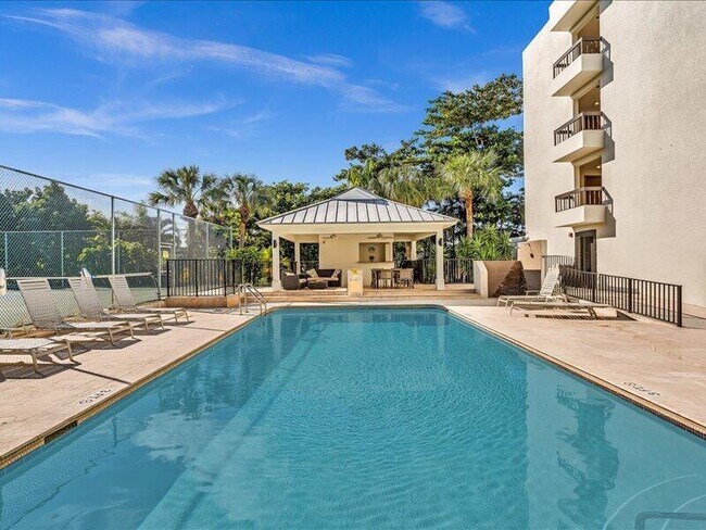 Foto del edificio - 277 N Ocean Blvd