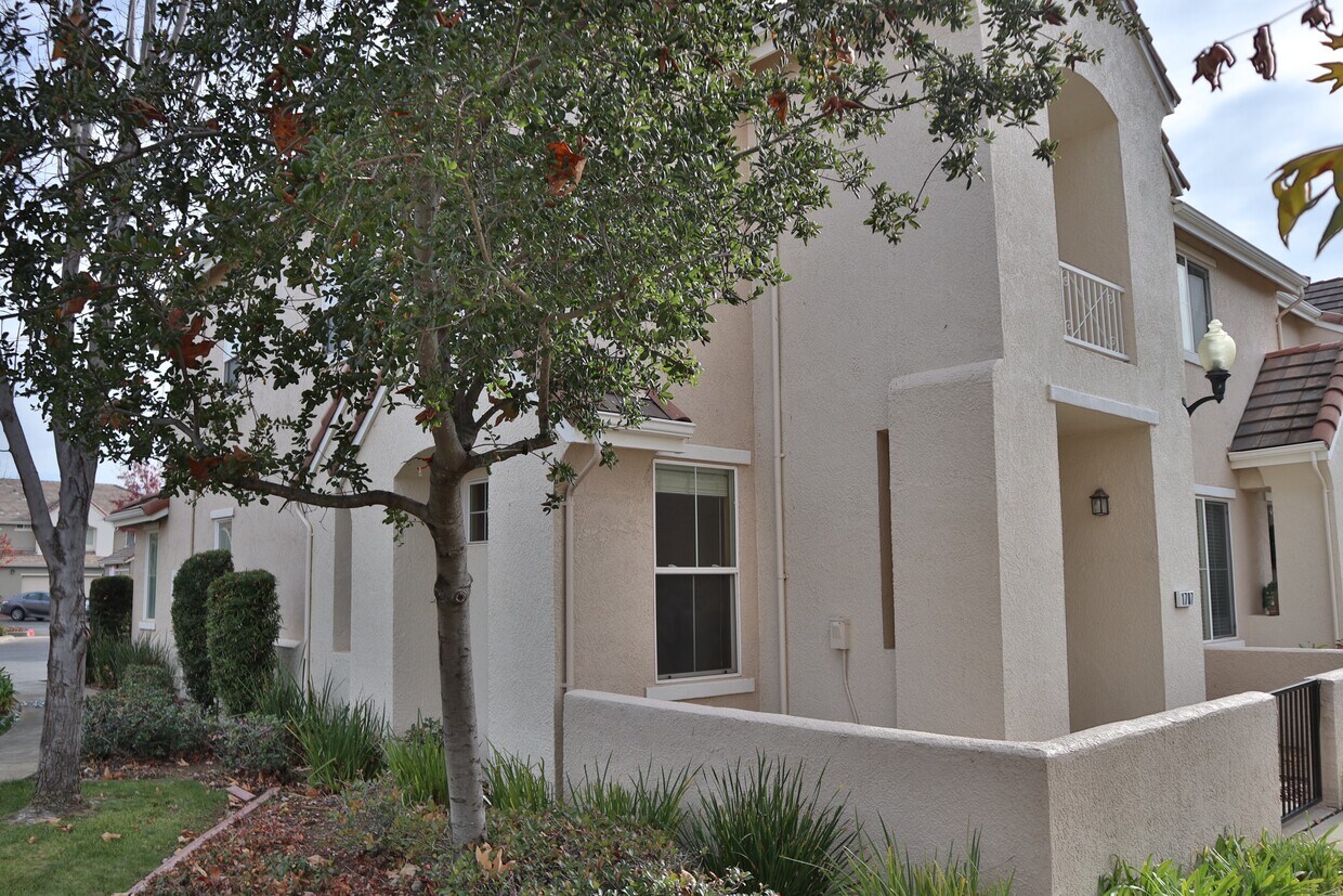Foto principal - 1707 Esplanade Cir