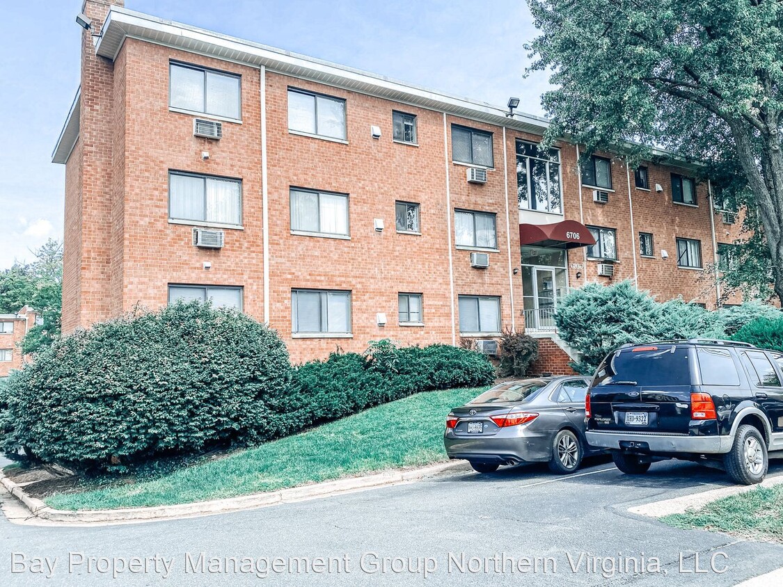 Primary Photo - 6706 James Lee St