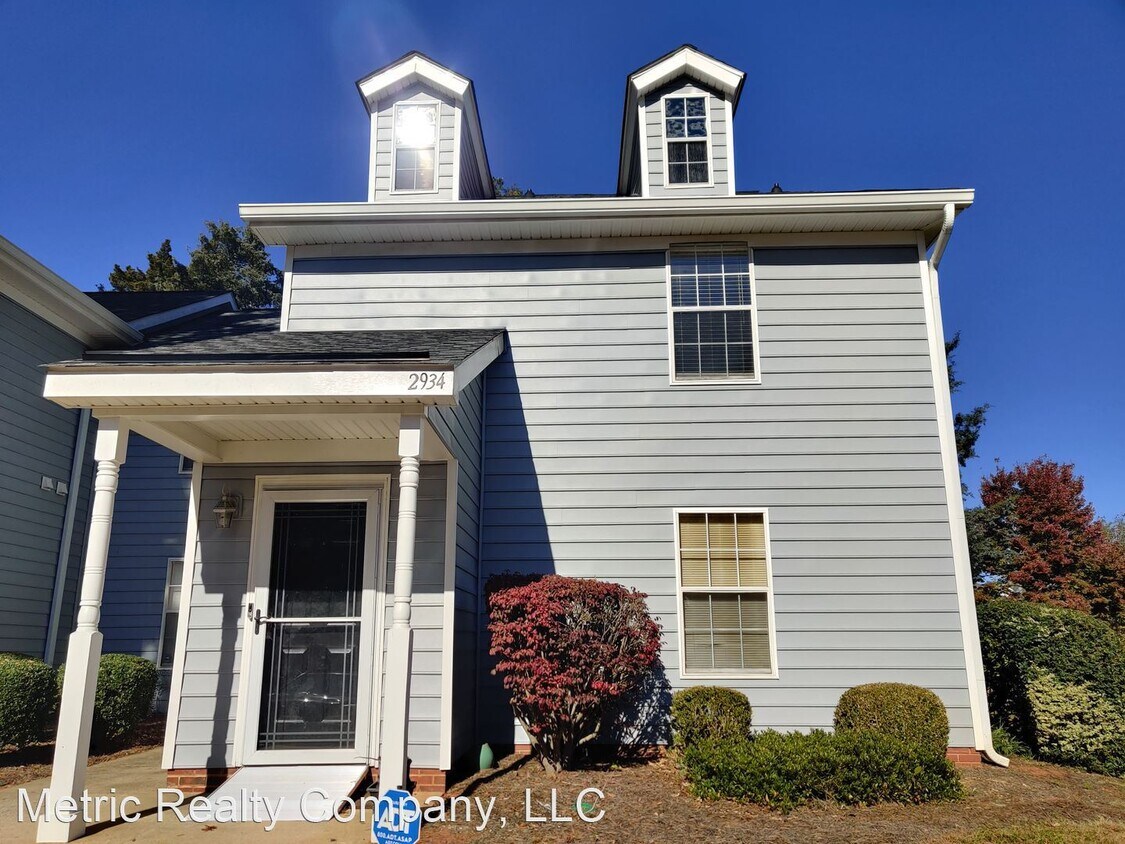 2 br, 2 bath House 2934 Iron Gate Ln House Rental in Charlotte, NC
