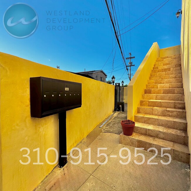 Foto del edificio - 12409 Greene Ave