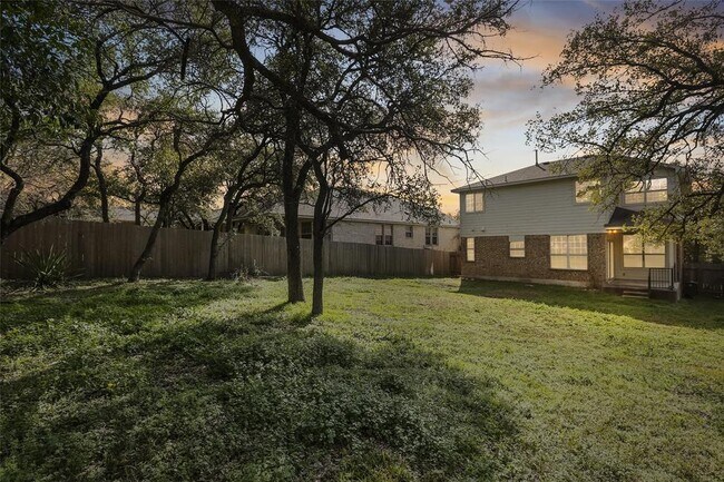 Foto del edificio - 9405 Billingham Trail