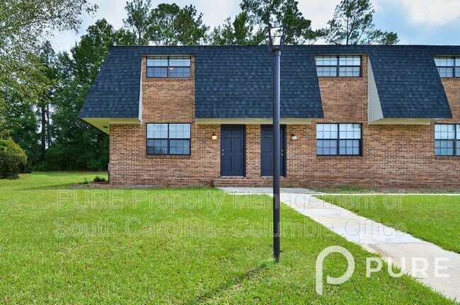 Foto del edificio - 2198 Hillcrest St NE