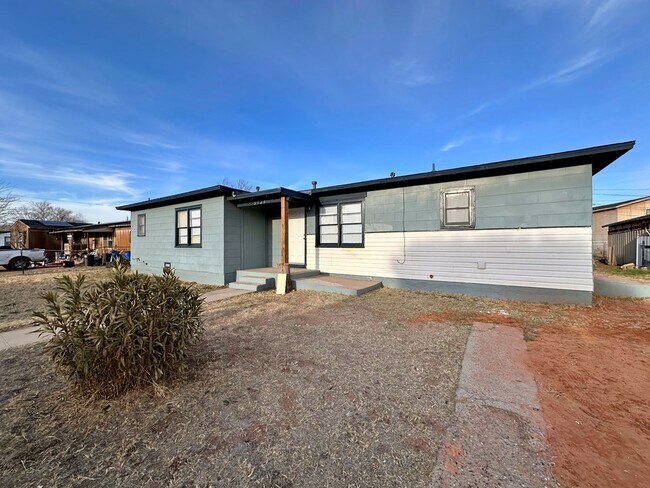 Foto del edificio - 3120 Chestnut Ave