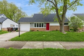Building Photo - 433 Wildwood Dr