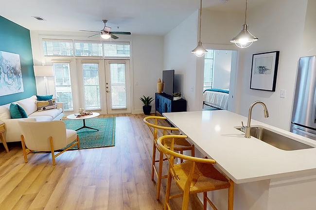 Building Photo - City Life Starts Here – Spacious 1 Bed / 1...