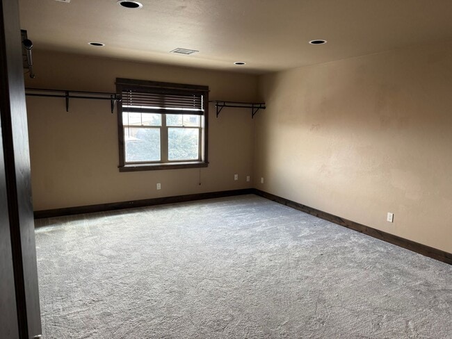 Foto del edificio - 3 Bedroom 2 Bath in Belgrade