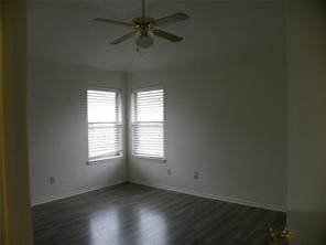 Foto del edificio - 319 Branson Rd