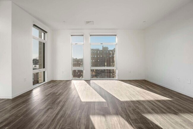 Foto del edificio - 845 Beacon St