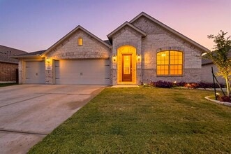 Building Photo - 10142 Boswell Dr