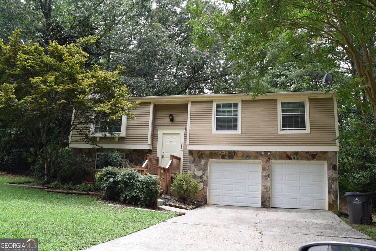Primary Photo - 170 Sheringham Dr