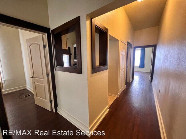 Building Photo - 2 br, 1 bath House - 1751 Irving Place