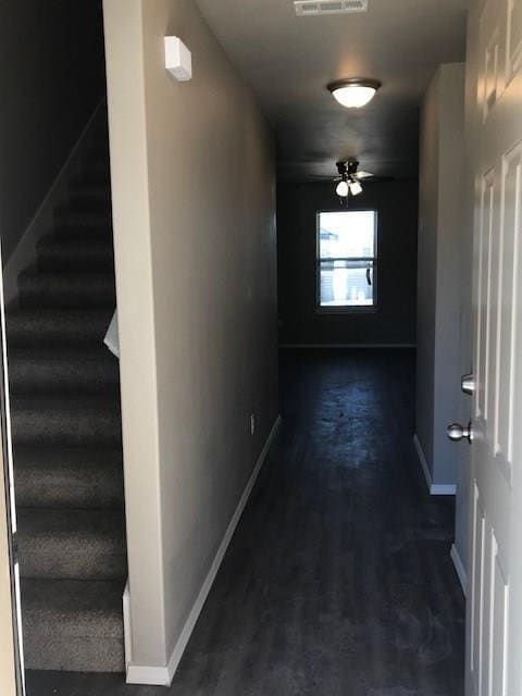 Building Photo - 604 SW Loudon Dr