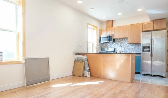 Building Photo - 20 Winthrop St