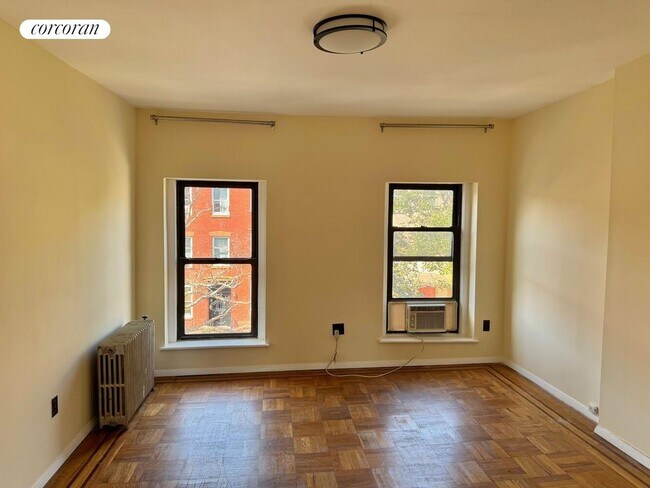 Foto del edificio - 108 Summit St