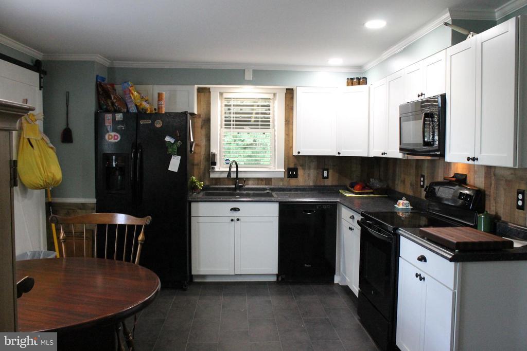 Primary Photo - 7268 5th St