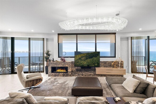 Building Photo - 18555 Collins Ave