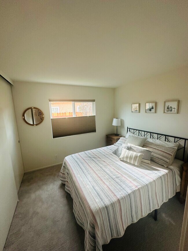 Foto del edificio - 10305 Hemphill Pl