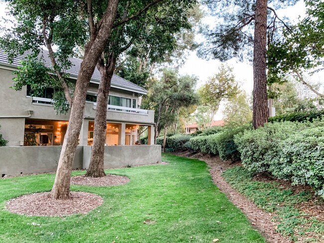Building Photo - 23945 Arroyo Park Dr