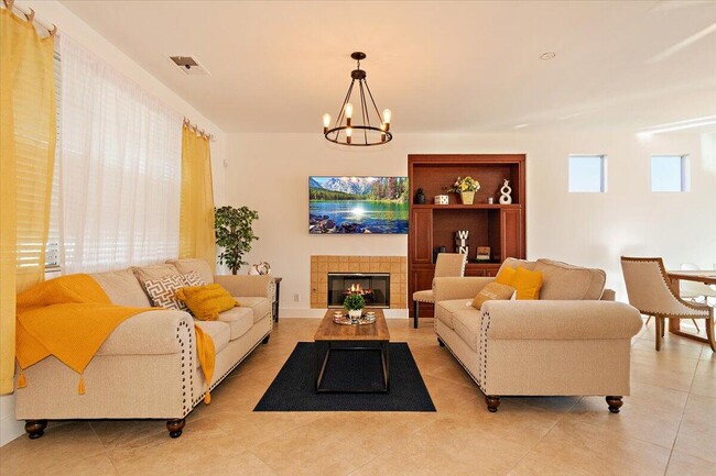 Building Photo - 47450 Manteca Ct