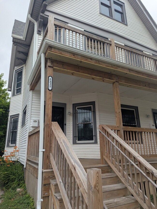 Building Photo - 2327 N 14th St