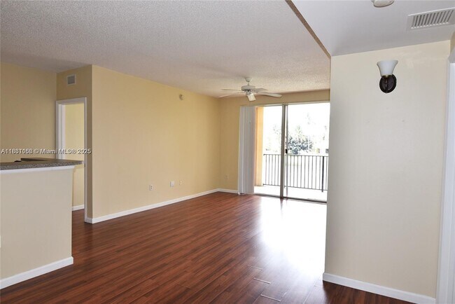 Building Photo - 2151 W Preserve Way