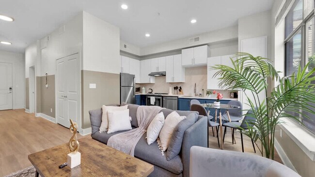 Building Photo - 2901 Indiana St