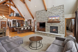 Building Photo - 8 Mt Baker Ln