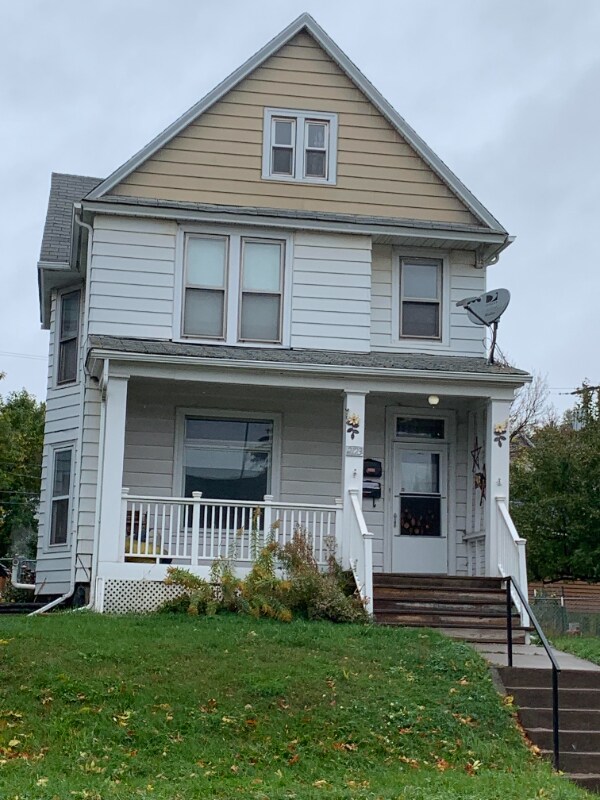 Primary Photo - 2123 W 2nd St