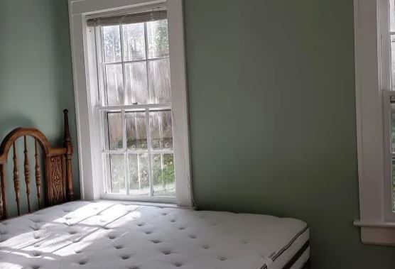 Dormitorio 1 - 444 Burlington Rd NE