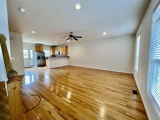 Building Photo - 1368 Timberwood Blvd
