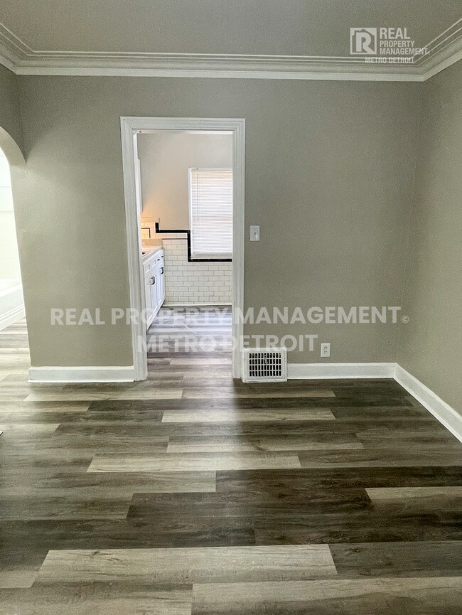 Foto del edificio - 16210 Ferguson St