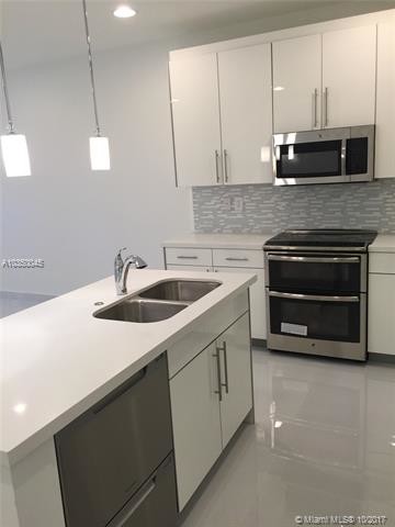 Foto del edificio - 2610 NE 213th St