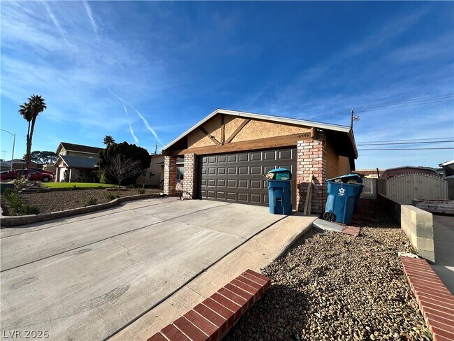 Building Photo - 6446 Meadowlark Ln