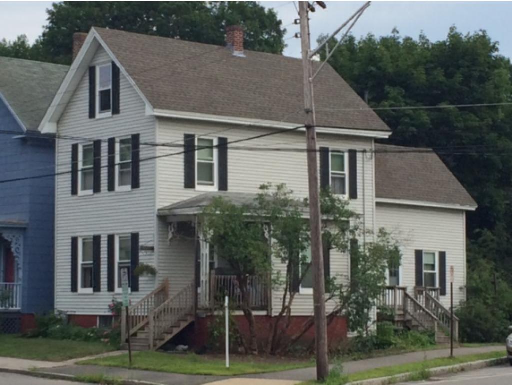 Primary Photo - 17 Essex Street