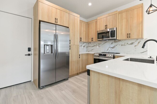 Foto del edificio - 516 E 17th St