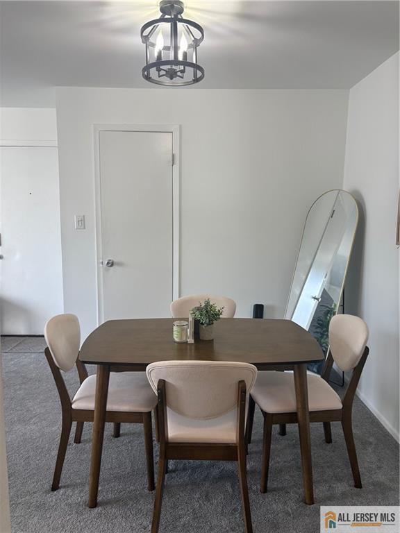 Foto del edificio - 802 Lindsey Ct