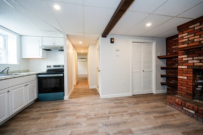 Building Photo - 120 Birchbrow Ave