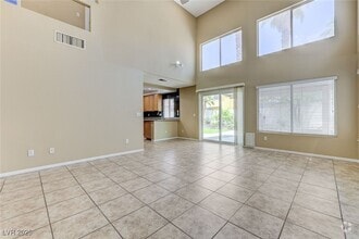 Building Photo - 10204 Lemon Thyme St
